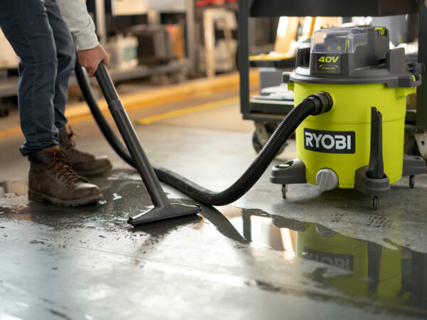 image_1754487488014 8' x 1-7/8" WET/DRY VACUUM HOSE